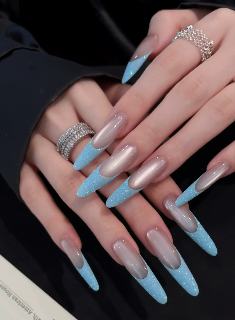 Cat-Eye French Blue | Extra Long Almond