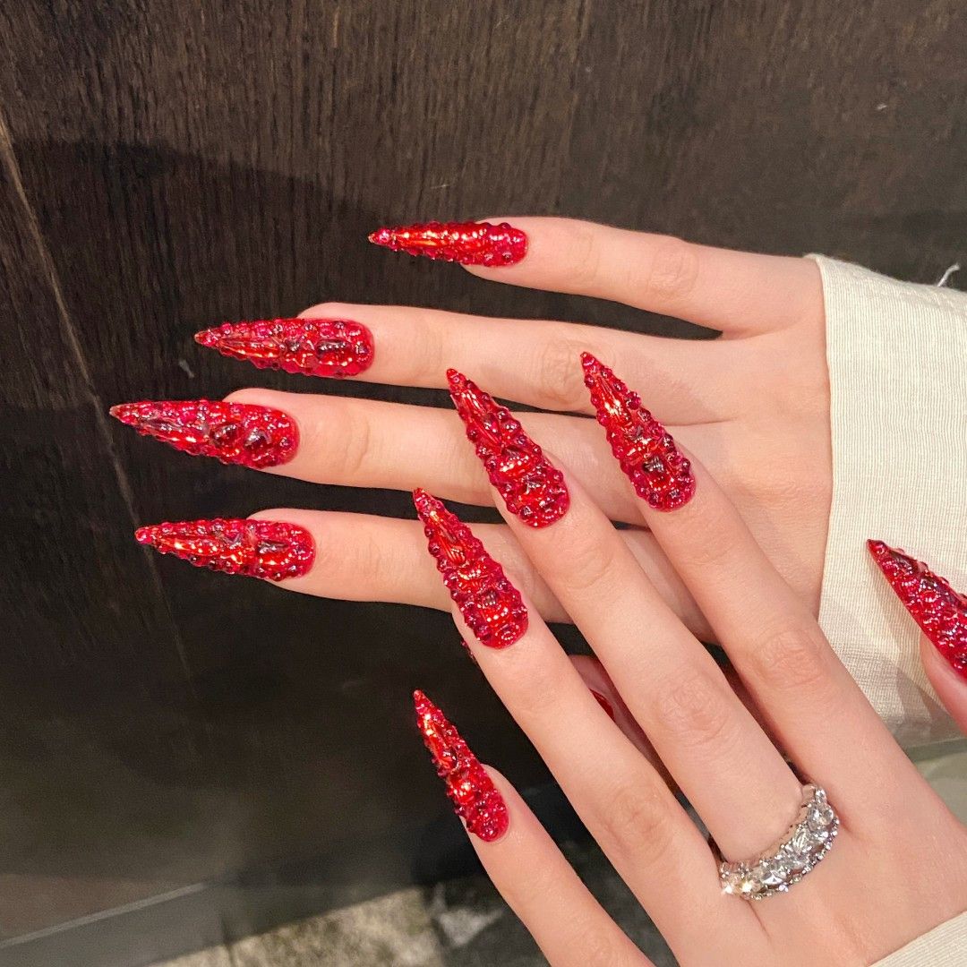 Ruby Oath | Long Stiletto