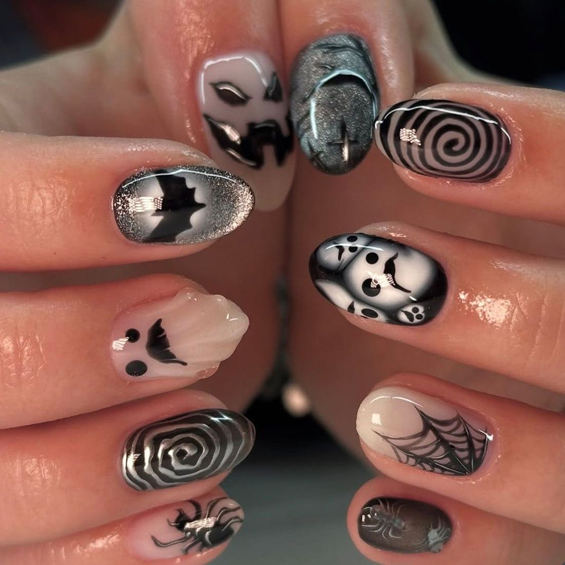 Haunted Hypnosis | Short  Round (24 pieces)