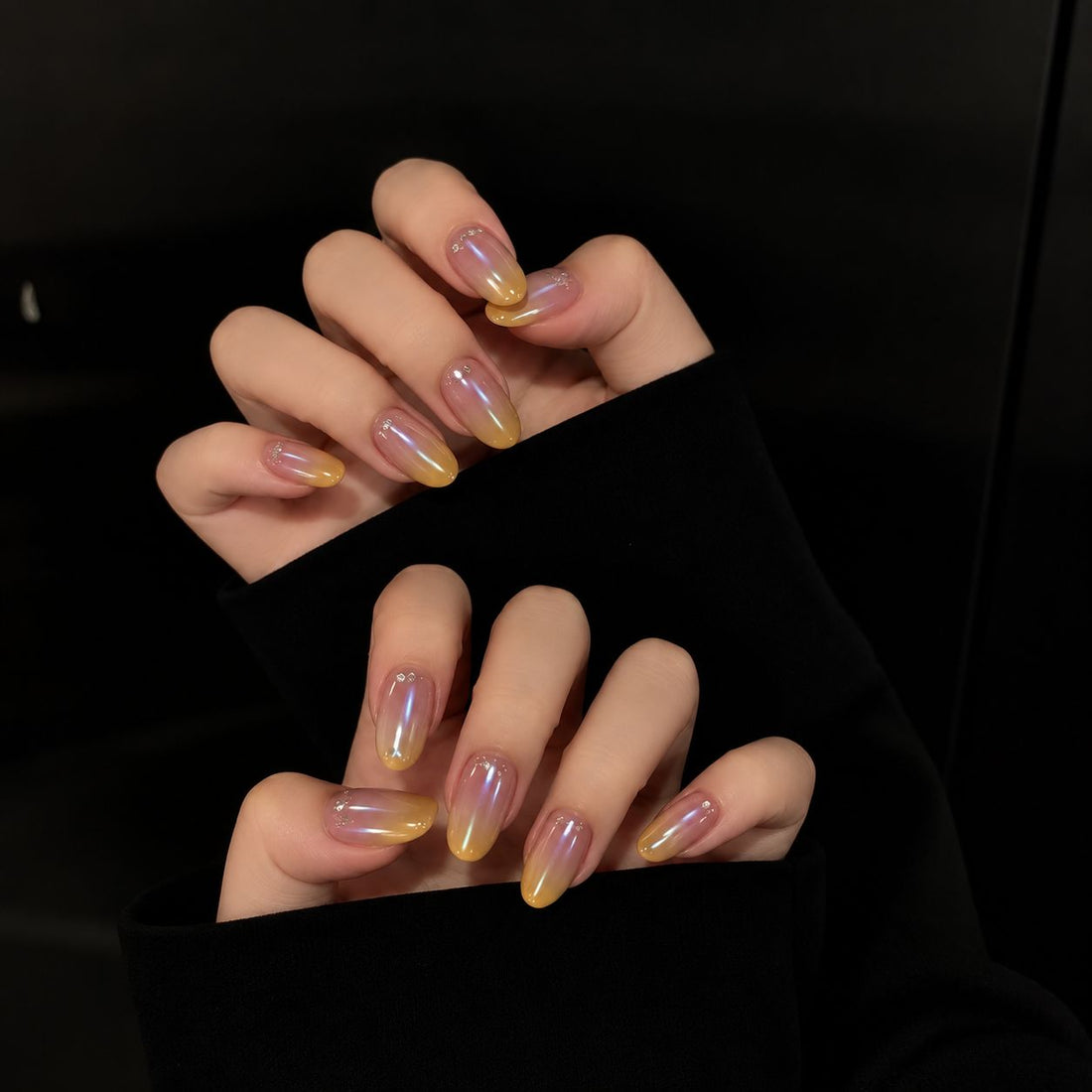 Sunset Halo | Medium-Long Almond