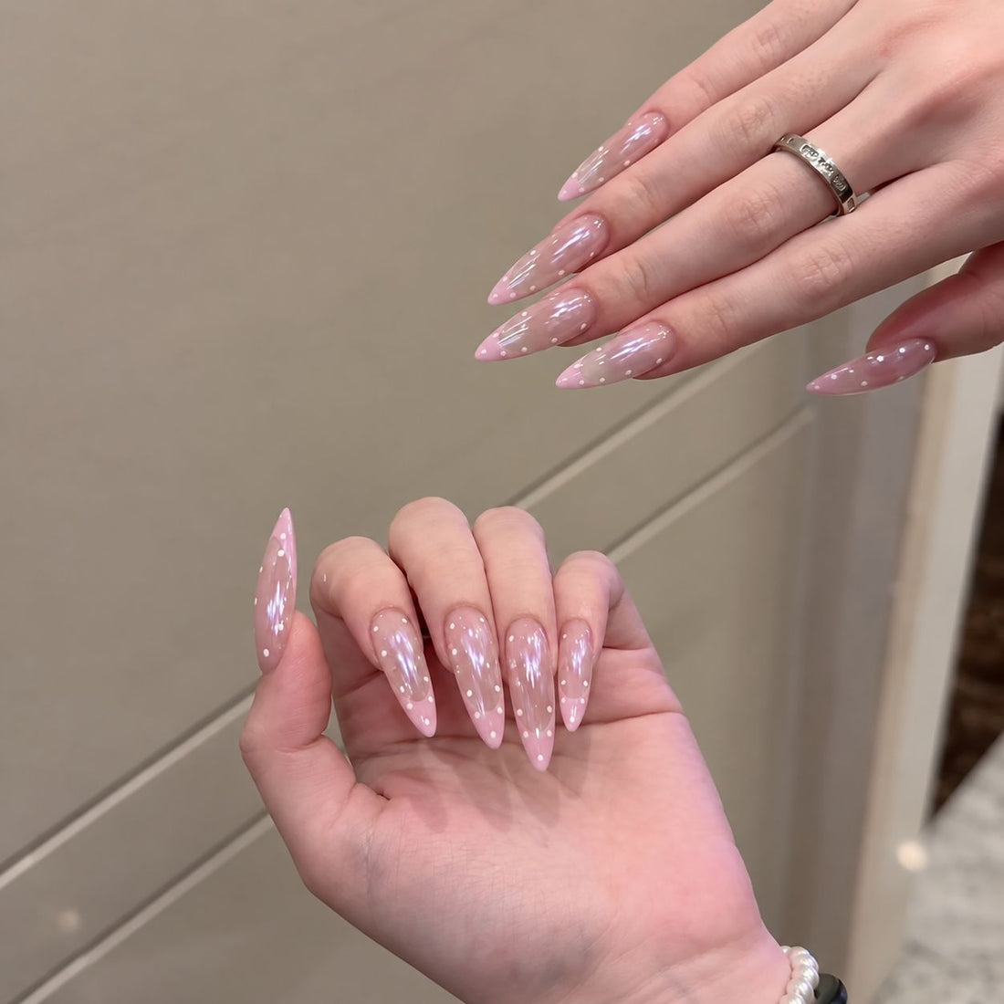 Pink Moonlight | Long Almond