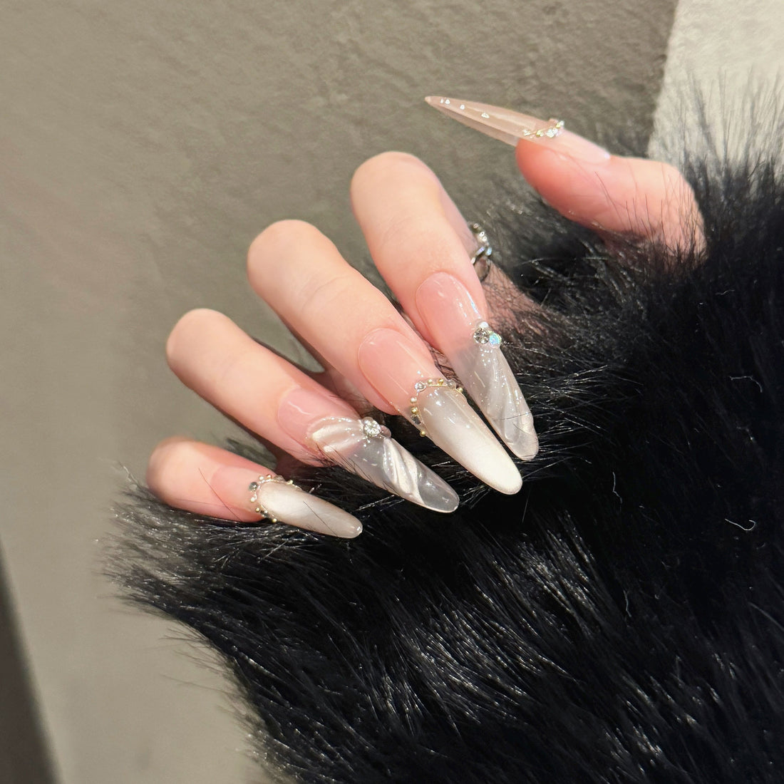Silk Whisper | Long Stiletto