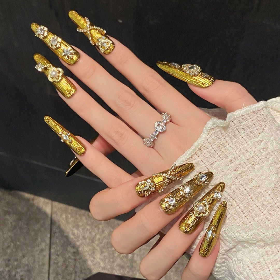 Golden Royalty | Long Stiletto