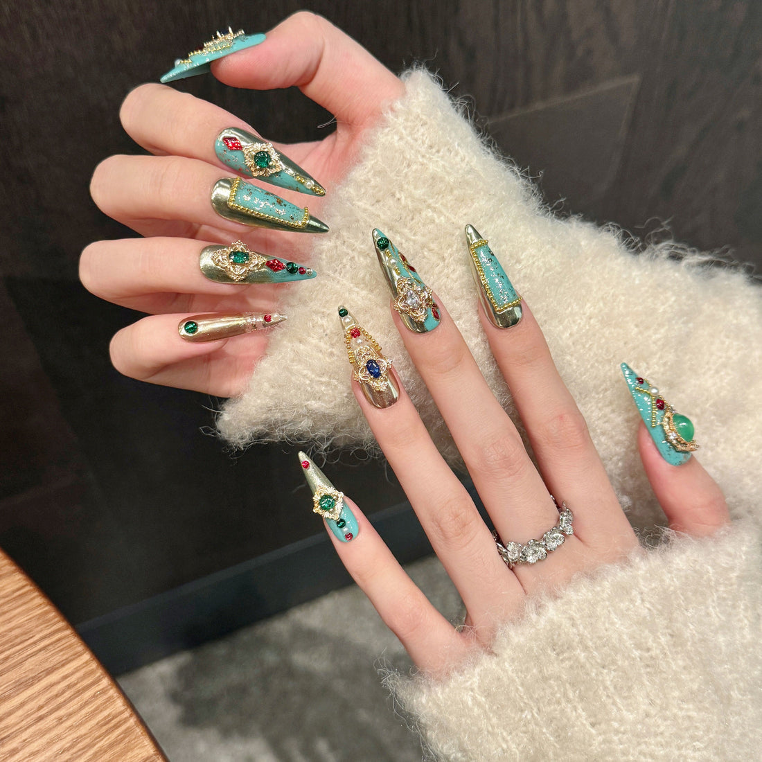 Turquoise Palace | Long Stiletto