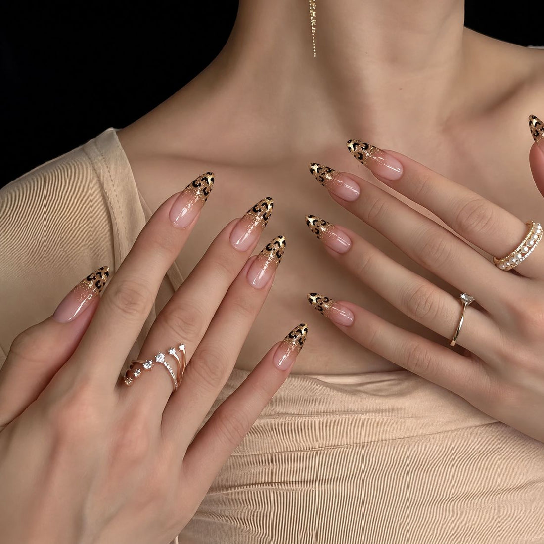 Golden Instinct | Medium-Long Almond