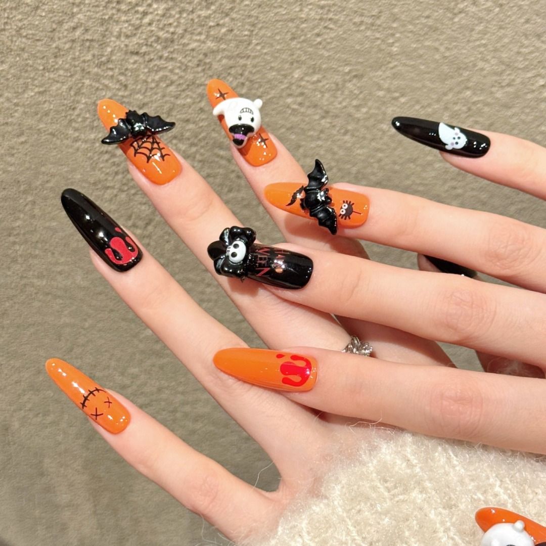 Spooky Boo | Long Almond