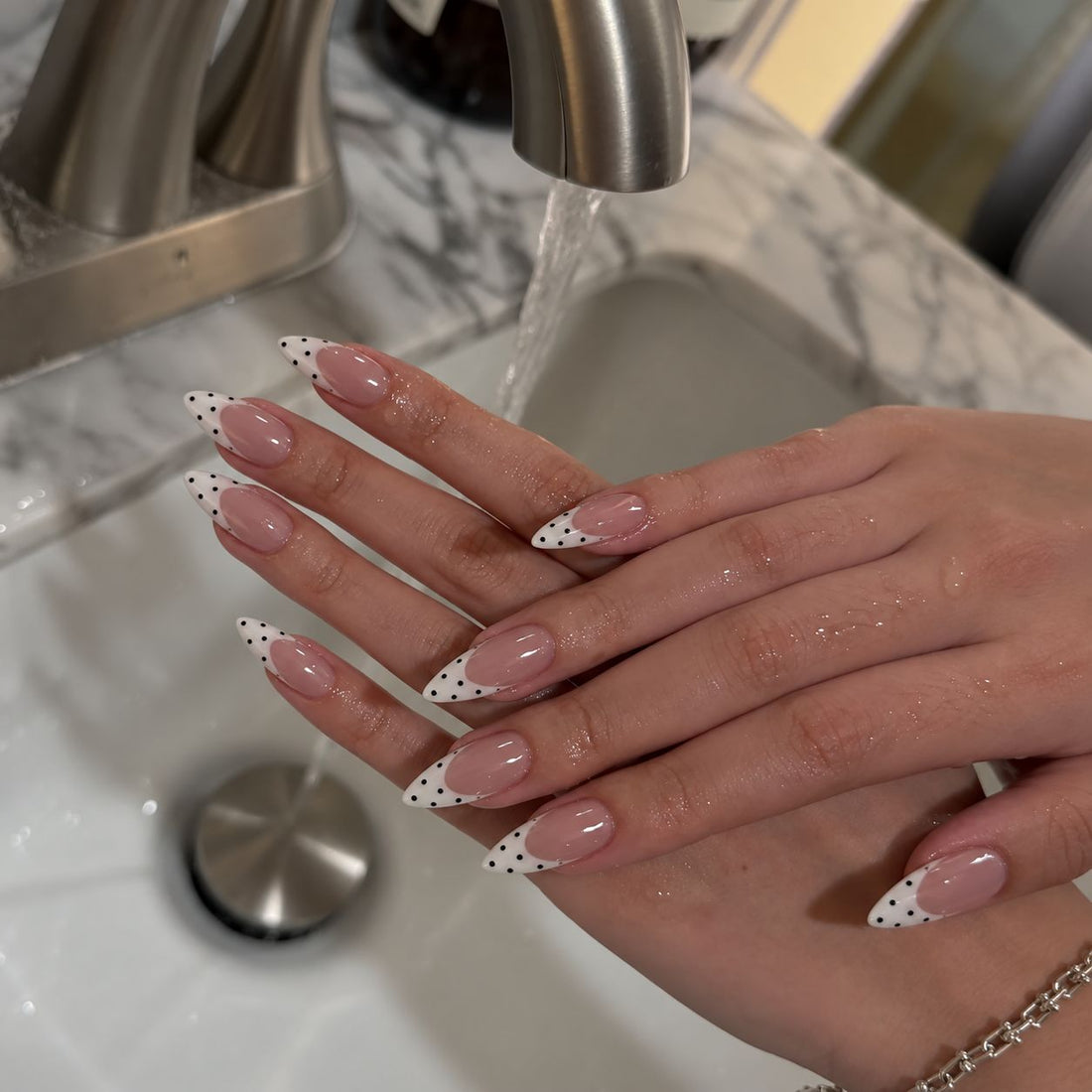 Ivory Dots | Medium-Long Almond