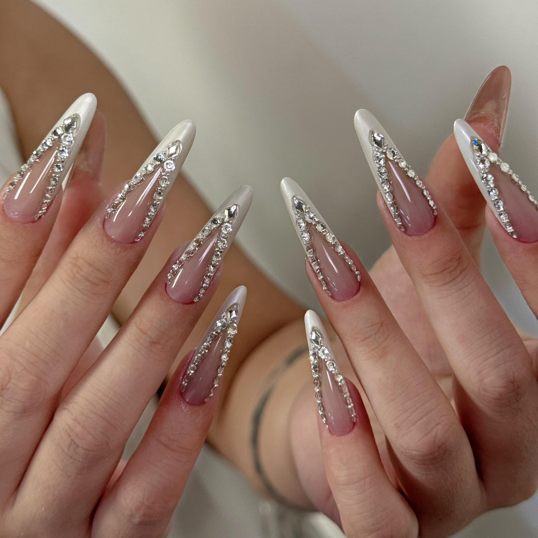 Diamond Veil | Long Stiletto